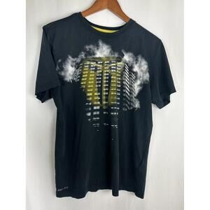 Mens Kobe Bryant T-Shirt Small Drifit - Black Mamba Logo On Building
